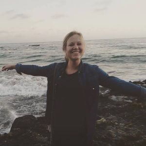 Meet your Posher, Claire